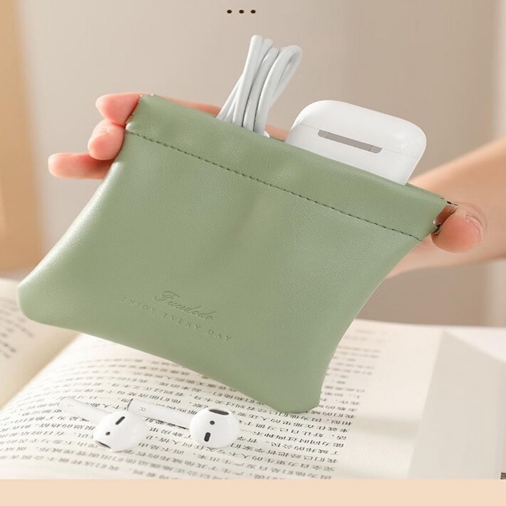 *30off3* NWT. Snap Closure Pouch Organizer. Explore Now! - Picture 2 of 5